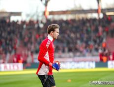 IM体育官方网-斯图加特队员伤病连连，战力不足的简单介绍