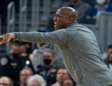 IM体育官方平台-勇士逆转辽宁队，福克斯状态火热的简单介绍