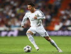 IM体育数据分析平台-黄蜂战术压制太阳，美加墨世界杯焦点战的战术革命启示