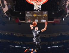 IM体育官网-引擎轰鸣与篮球心跳，当F1揭幕战遇上保罗的关键之夜