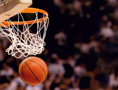 IM体育官方网-赛道与绿茵的交响，迪巴拉在F1街道赛之夜的决胜时刻