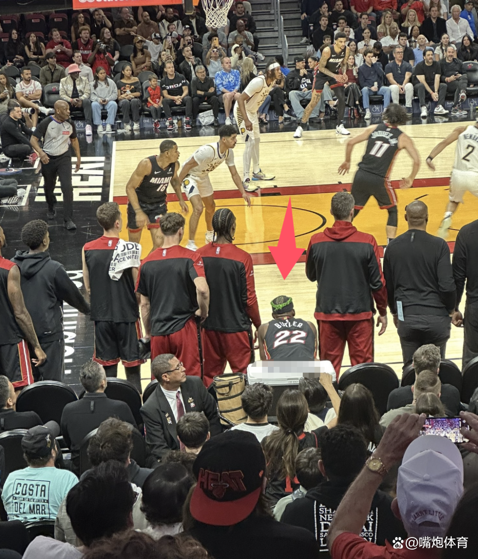 IM体育社区互动入口-篮球赛场上掀起新一轮热火激战的简单介绍