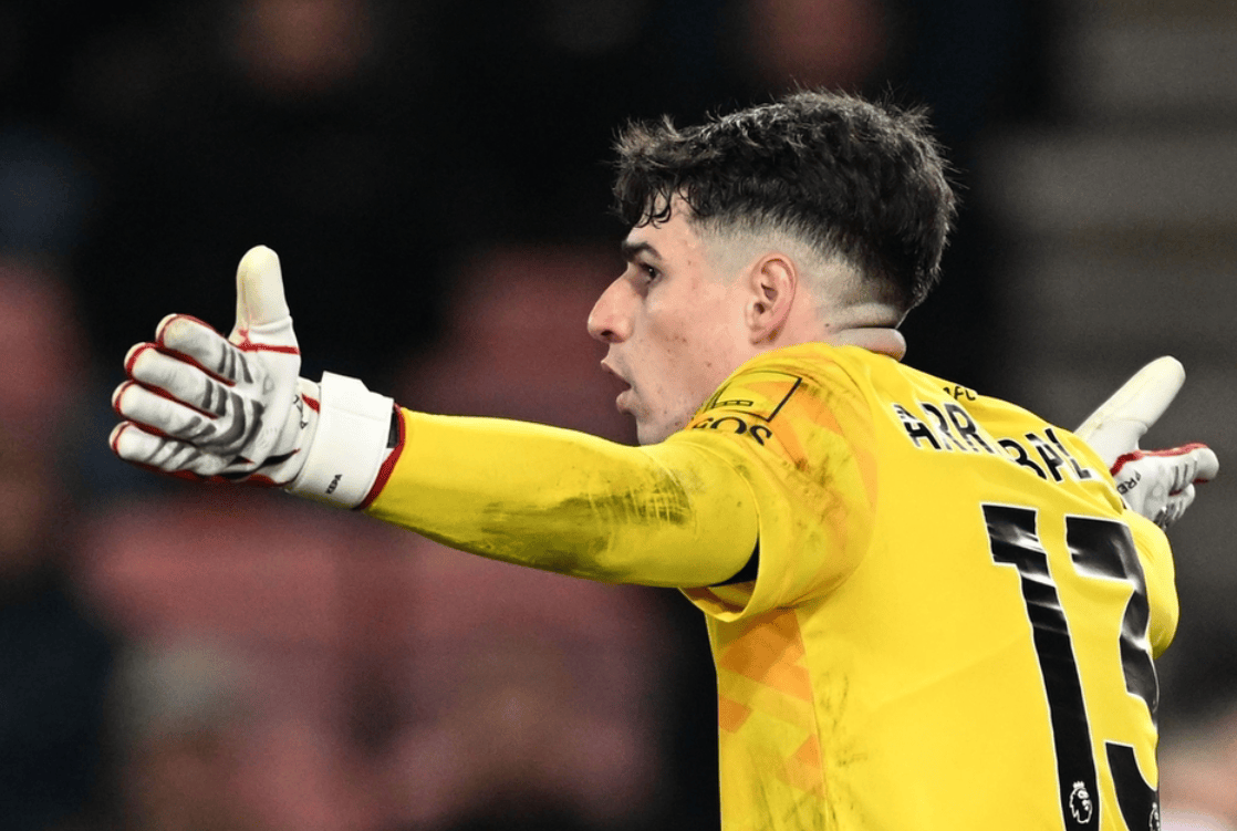 IM体育App下载-伯恩茅斯门将扑出关键点球，帮助球队战胜对手