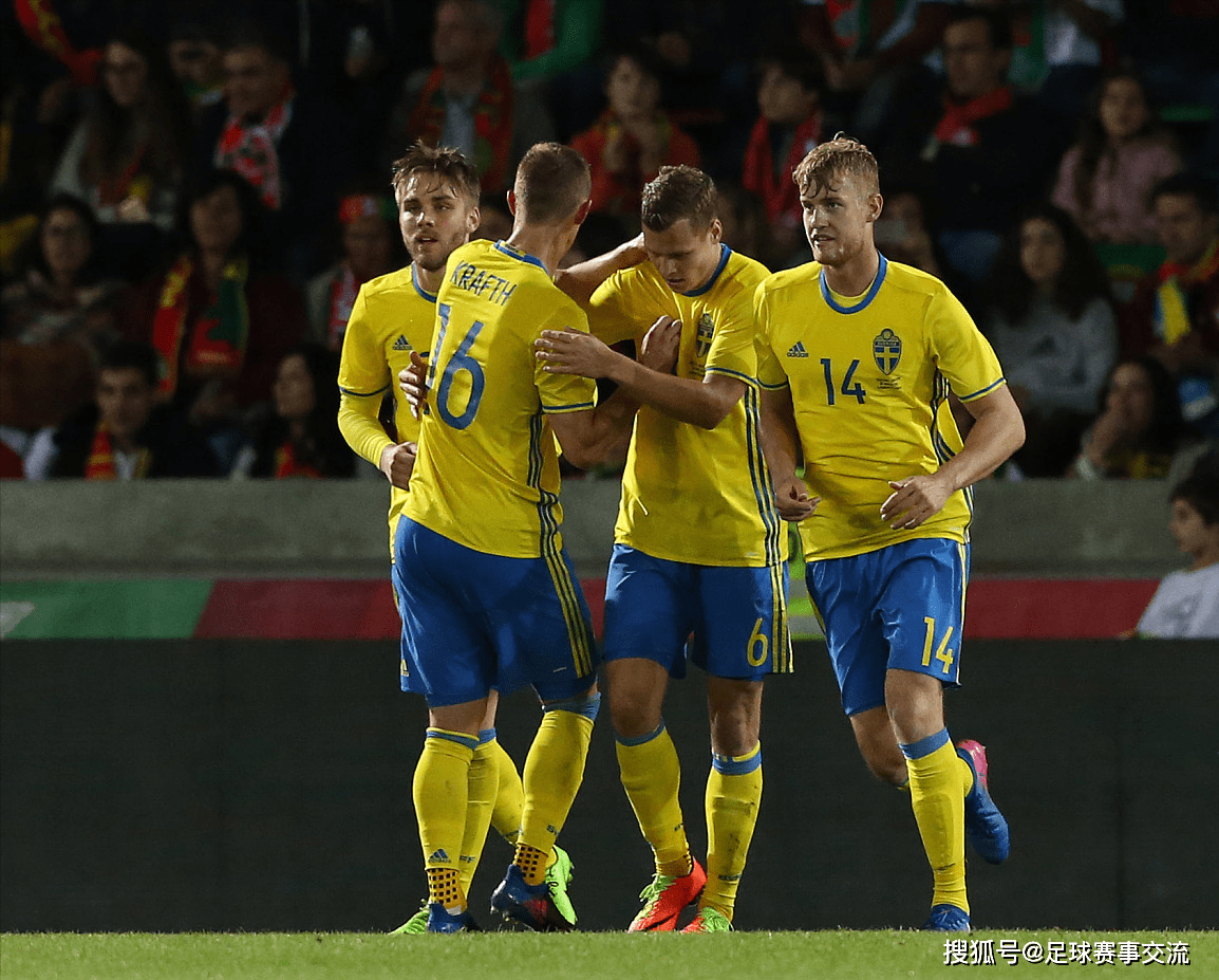 IM体育平台-包含乌拉圭逆转瑞典，范戴克惊艳四座的词条