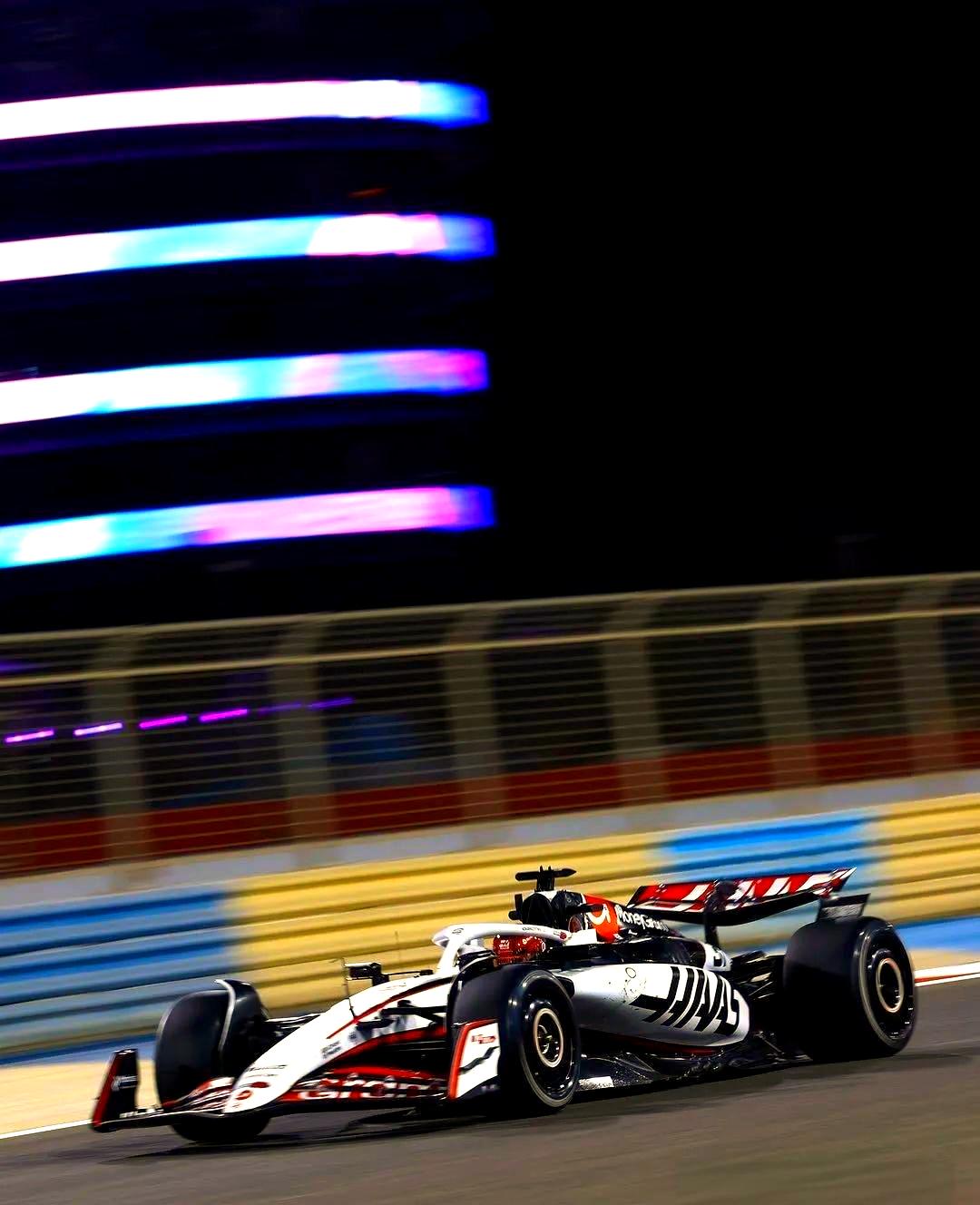 IM体育-梅赛德斯轻取哈斯车队，皮亚斯特里高光表现的简单介绍