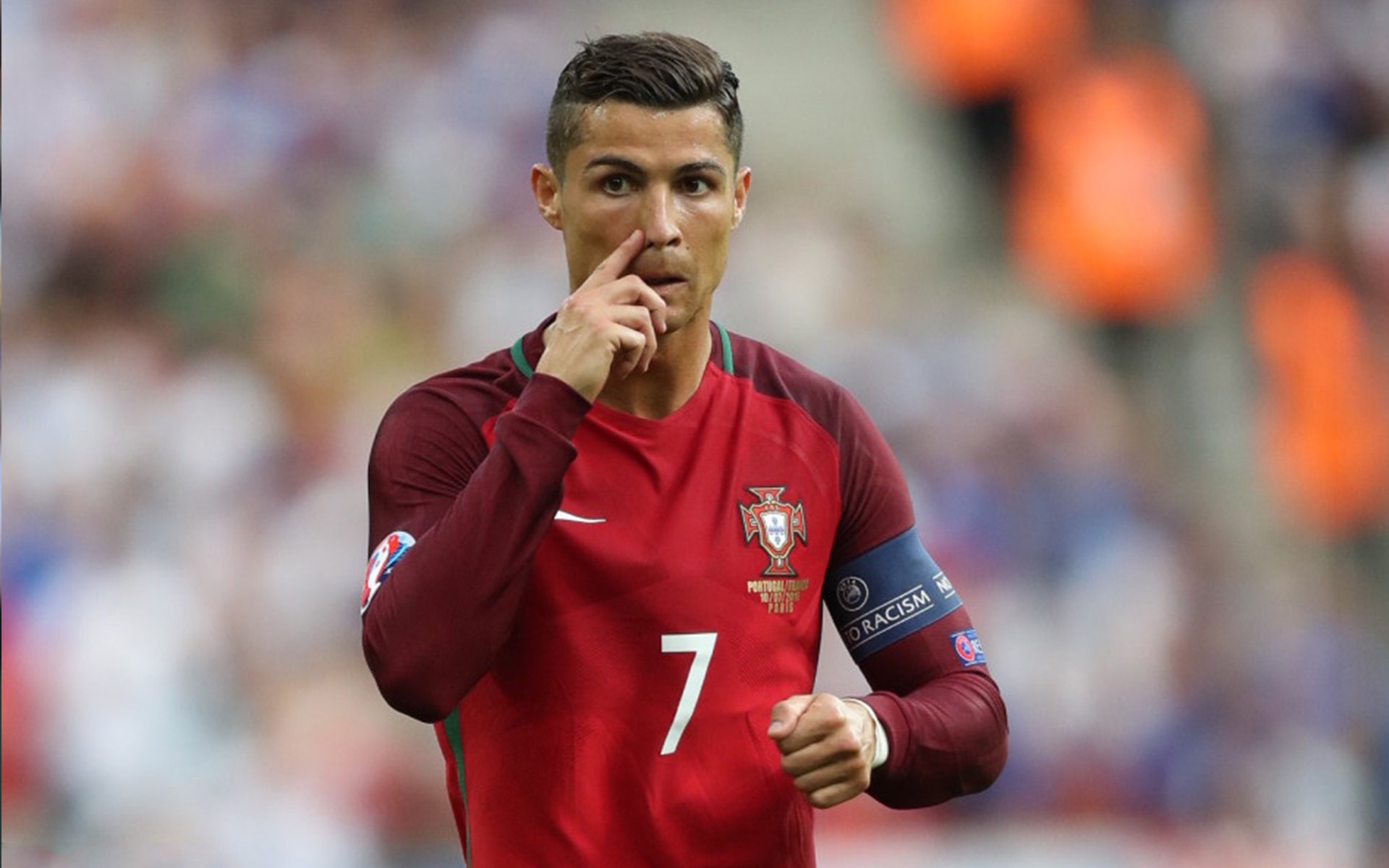 IM体育平台-世界排名争夺战之夜，范戴克个人能力完全展现